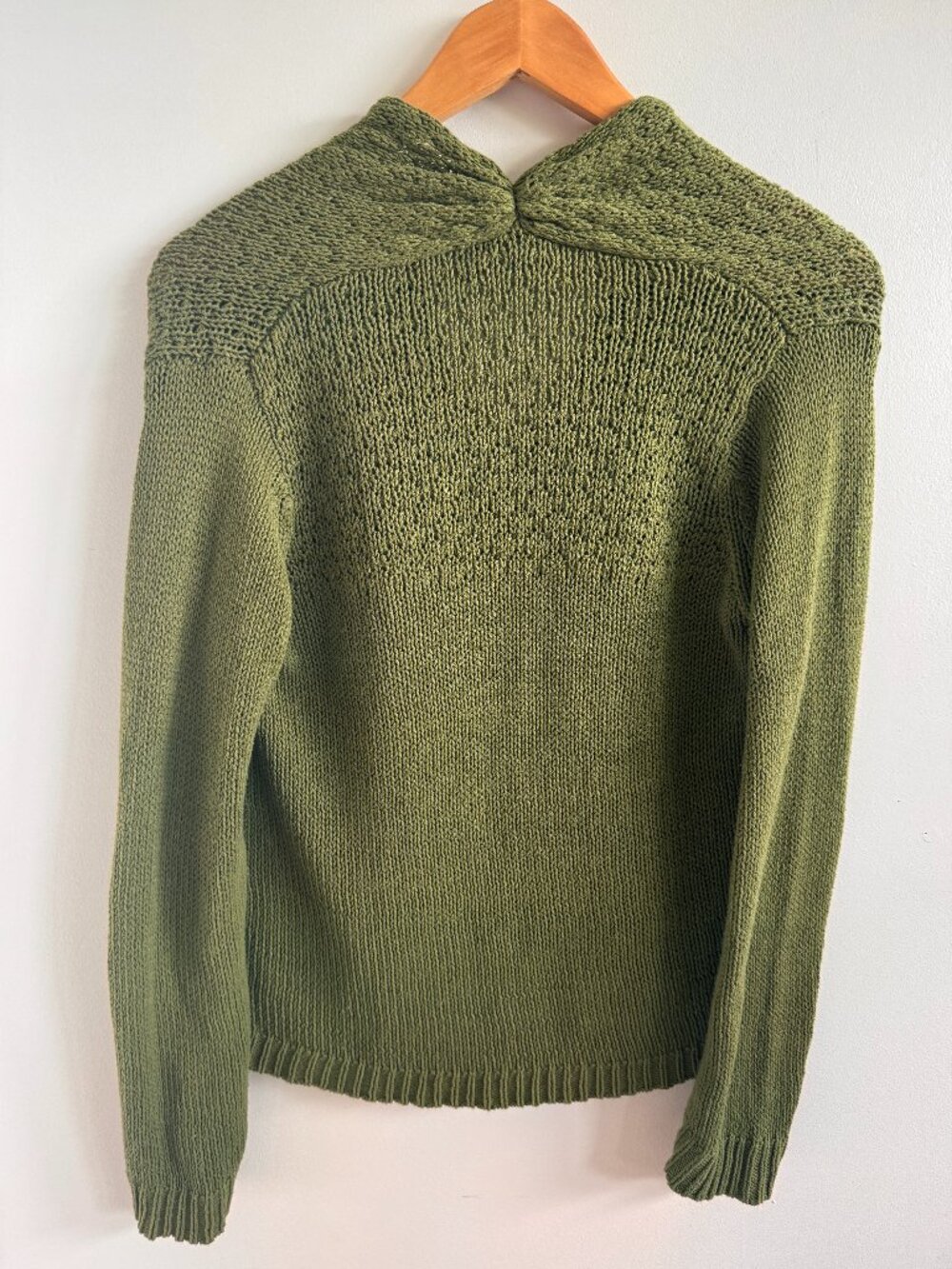 Coastal Chic! Wooden Ships Green Chunky V-Neck Sweater - Picture 3 of 6